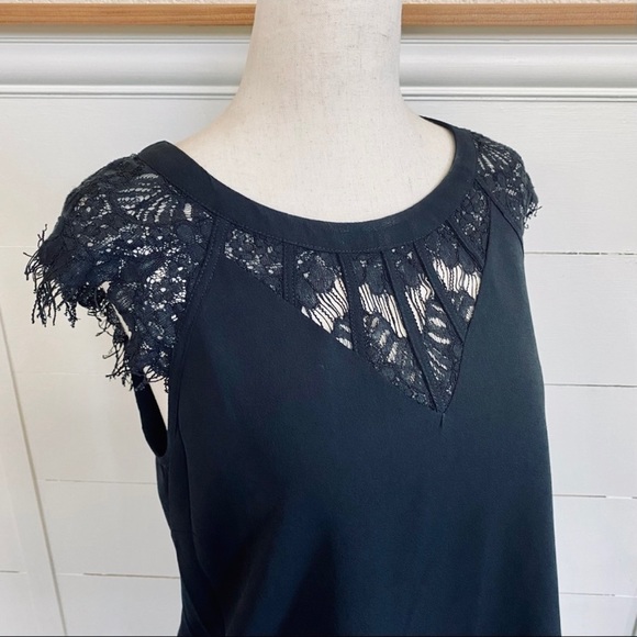 Brixon Ivy Solid Black Jarred Lace Detail Cap-Sleeve Blouse (Small) EUC - Picture 4 of 6